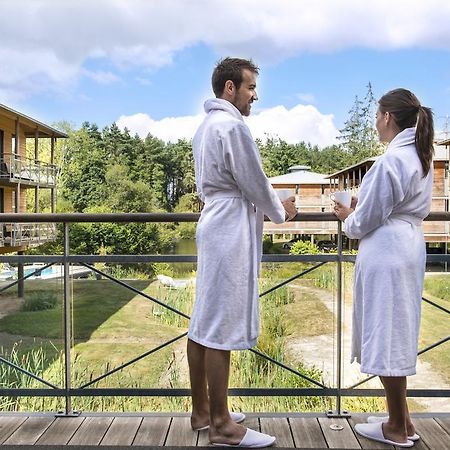 Domaine De Cice-Blossac, Resort Spa & Golf Bruz Dış mekan fotoğraf