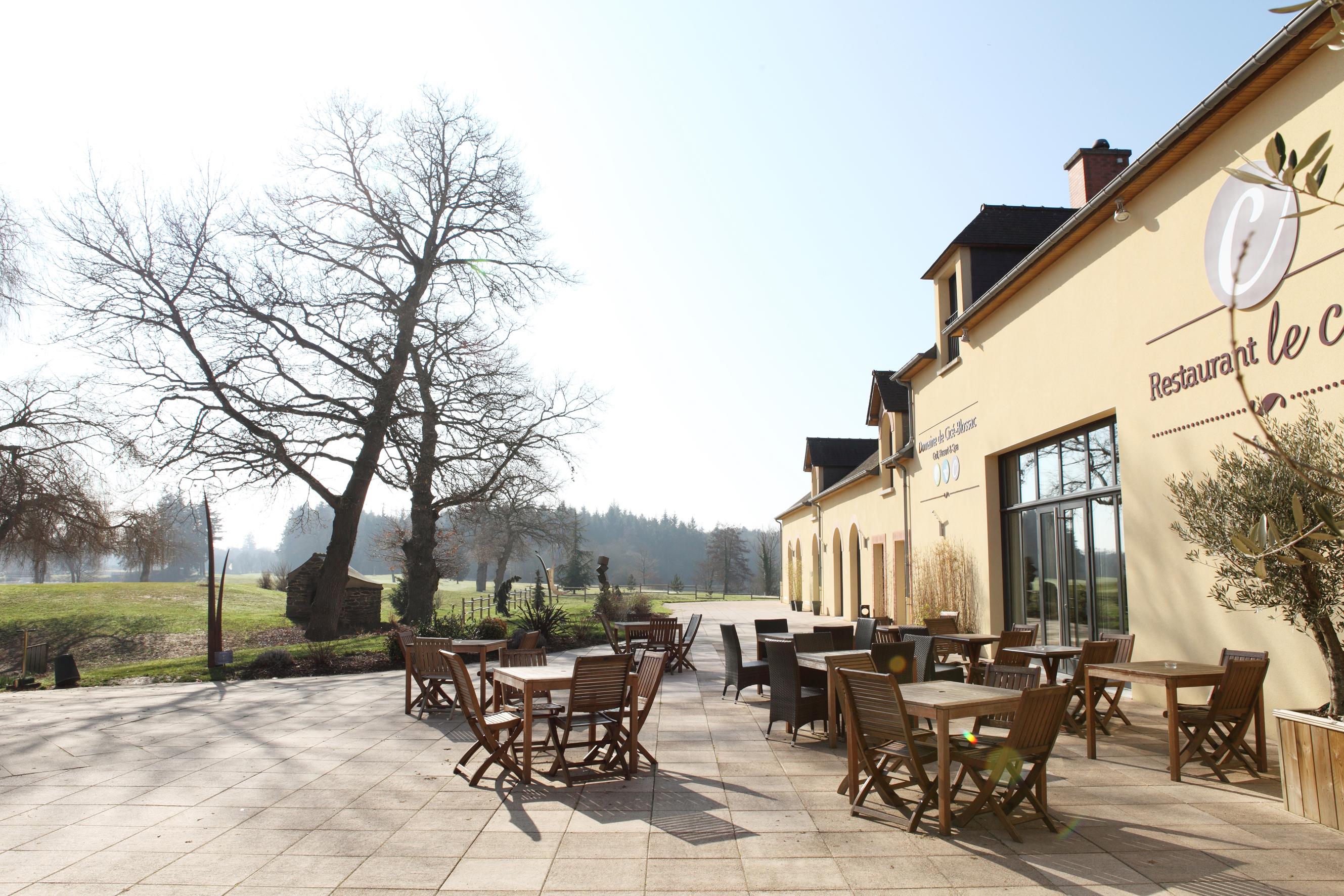 Domaine De Cice-Blossac, Resort Spa & Golf Bruz Dış mekan fotoğraf