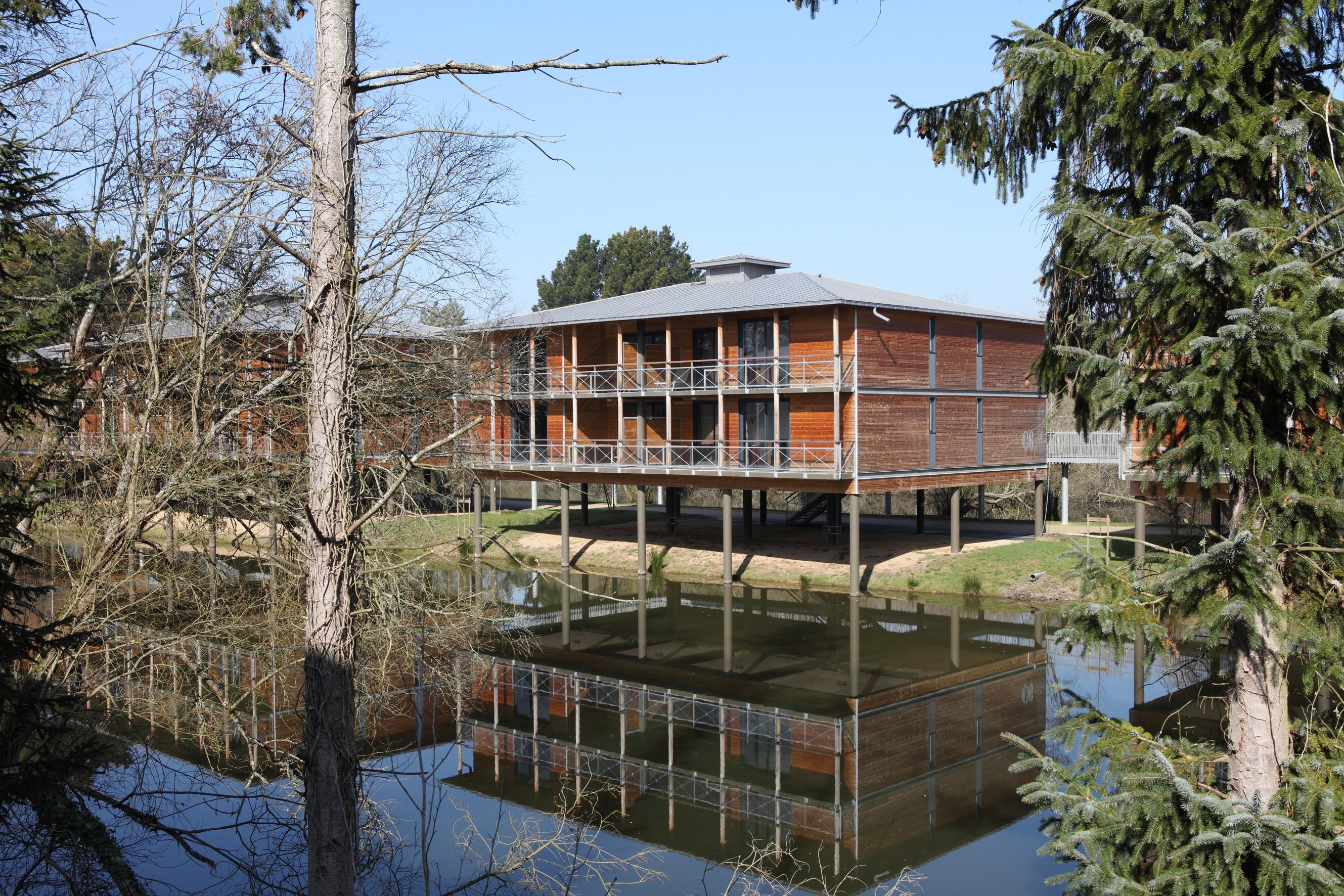 Domaine De Cice-Blossac, Resort Spa & Golf Bruz Dış mekan fotoğraf