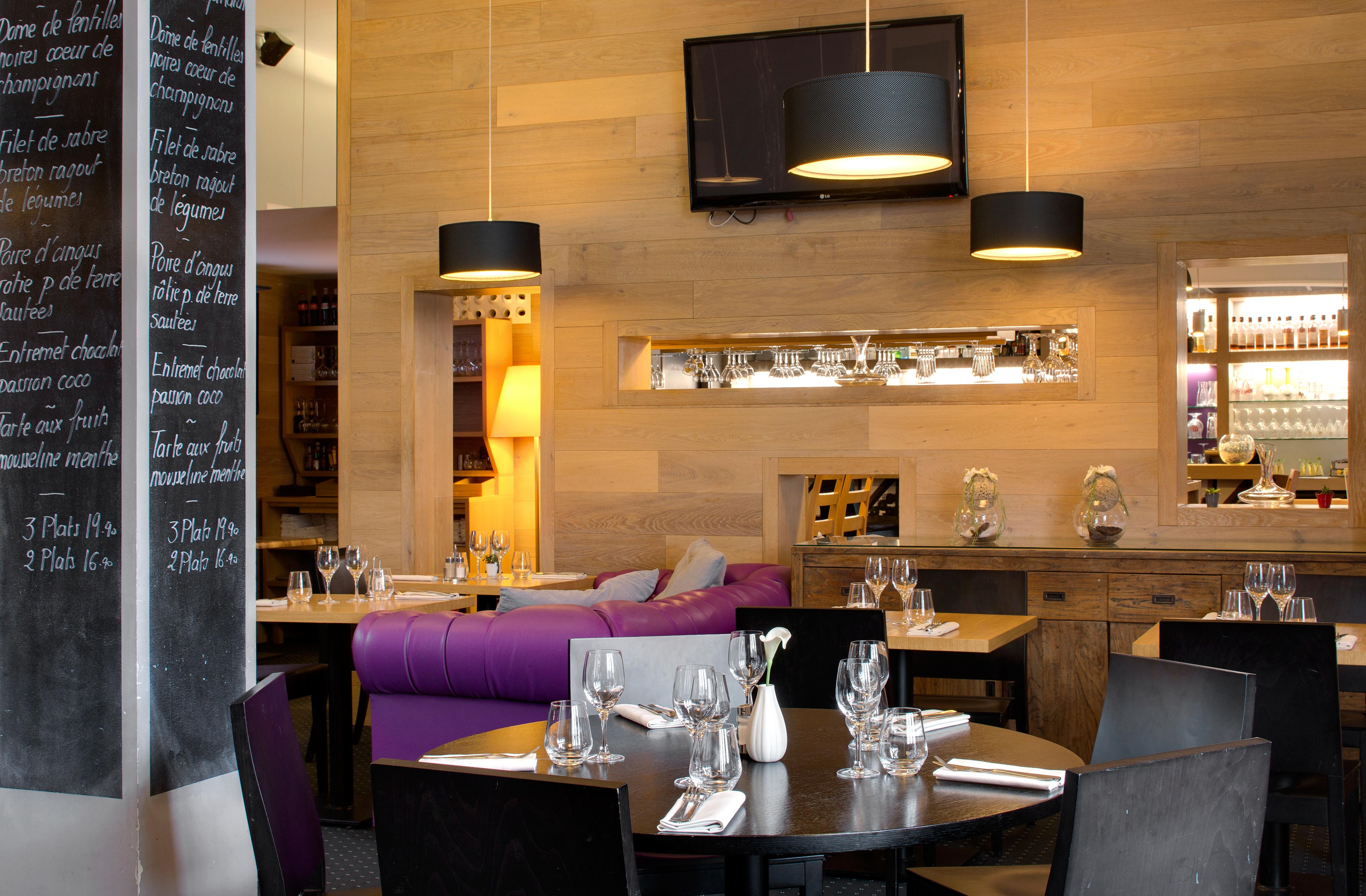 Domaine De Cice-Blossac, Resort Spa & Golf Bruz Dış mekan fotoğraf