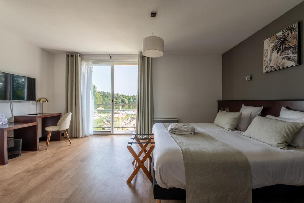 Domaine De Cice-Blossac, Resort Spa & Golf Bruz Dış mekan fotoğraf