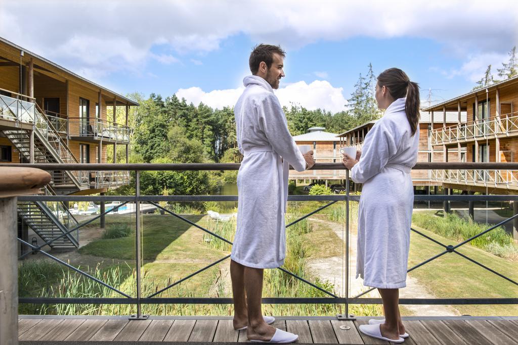 Domaine De Cice-Blossac, Resort Spa & Golf Bruz Dış mekan fotoğraf